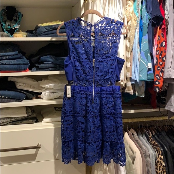 ✨HP✨🆕Romeo & Juliet Blue Lace Mini Dress - Picture 4 of 6